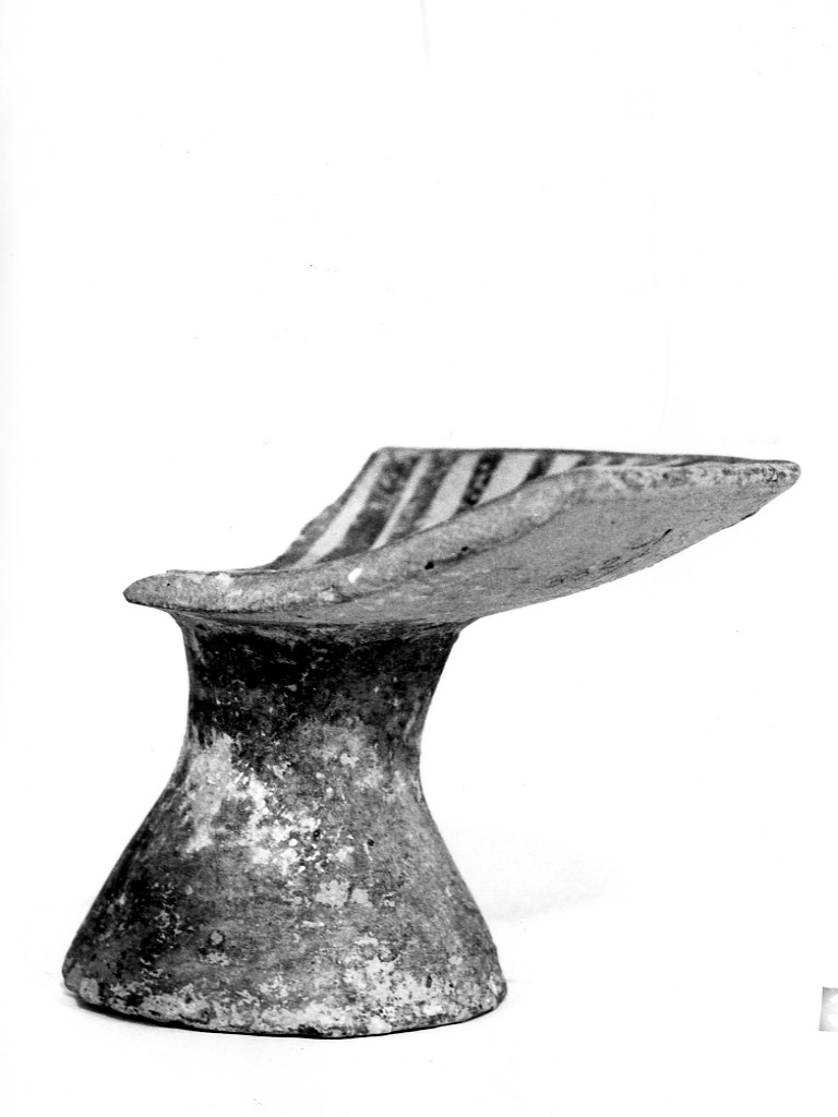 coppa - subgeometrico daunio II (secc. VI - V a.C)