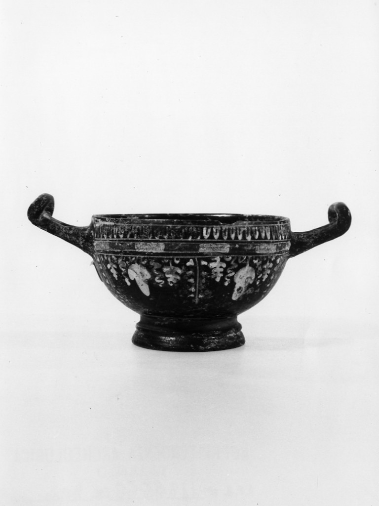 tazzetta - ceramica tipo Gnathia (fine/ inizio secc. IV-III a.C)