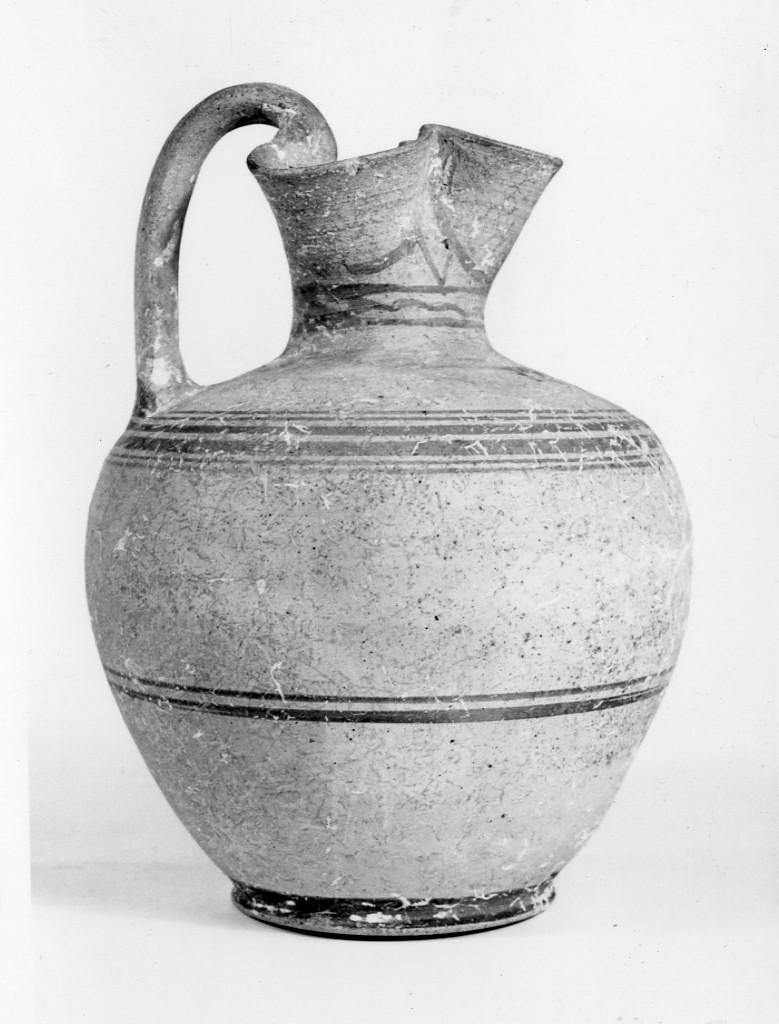 oinochoe a bocca trilobata - fabbrica peuceta (seconda metà sec. V a.C)