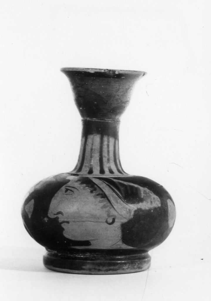lekythos - Medio Apulo (metà sec. IV a.C)