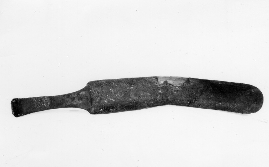 strigile - fabbrica greca (prima metà sec. IV a.C)