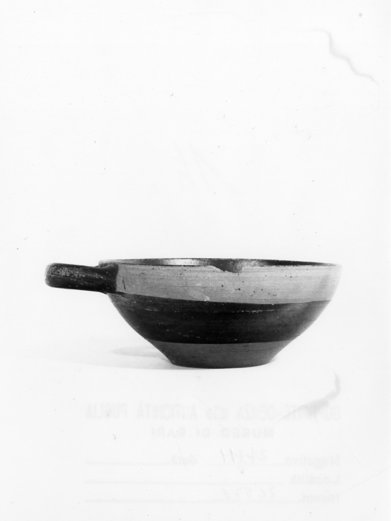 coppetta - fabbrica italiota (fine/ inizio secc. VI-V a.C)