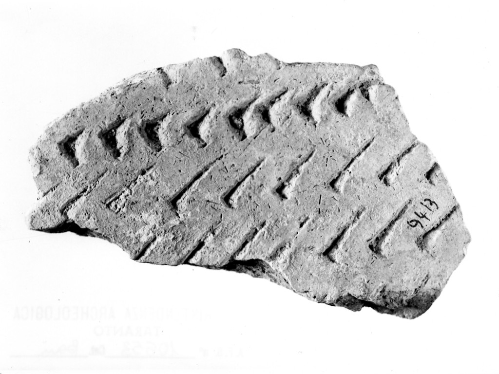 vaso/ frammento - ceramica impressa tipo Molfetta (Neolitico Antico)