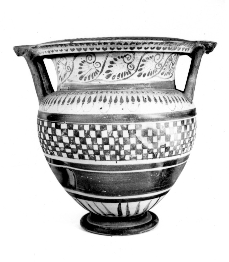 cratere a colonnette - produzione apula (sec. IV a.C)