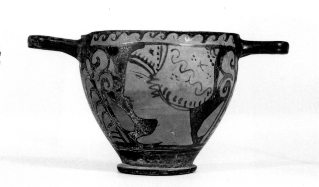 skyphos - Tardo Apulo (sec. IV a.C)