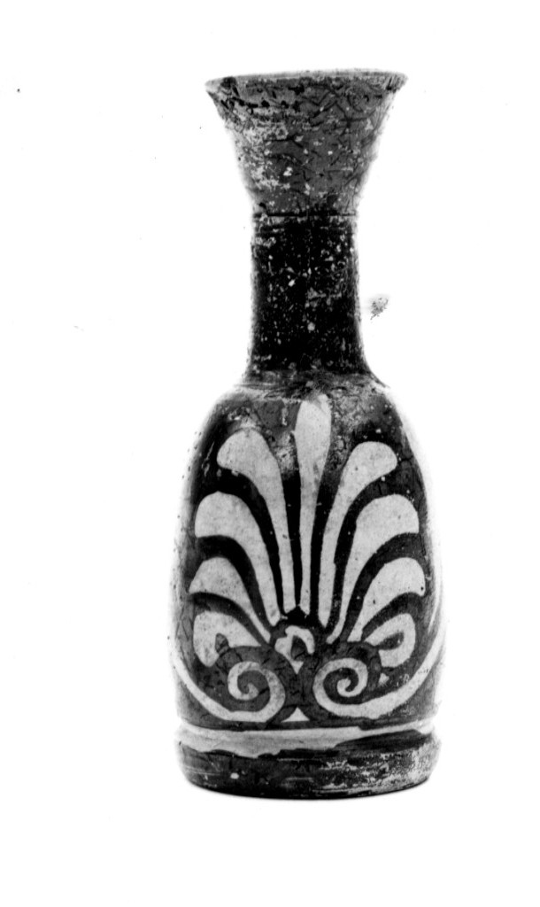 lekythos - Medio Apulo (metà sec. IV a.C)