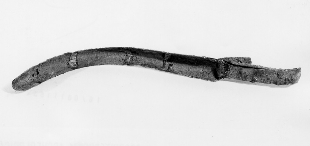 strigile - fabbrica locale (sec. IV a.C)