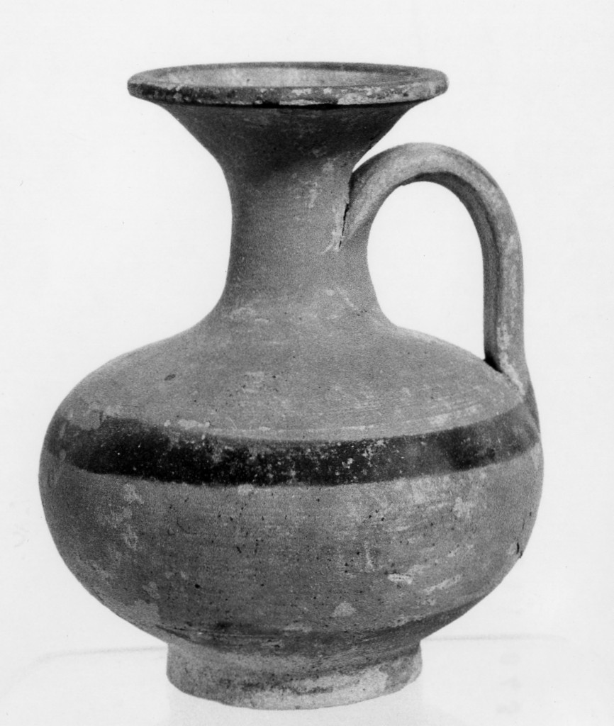 lekythos - fabbrica locale (ultimo quarto sec. IV a.C)