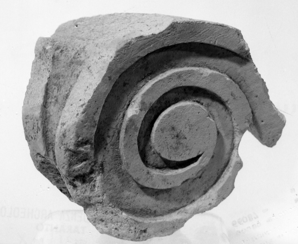 capitello - fabbrica tarantina (fine/ inizio secc. IV a.C.-III a.C)