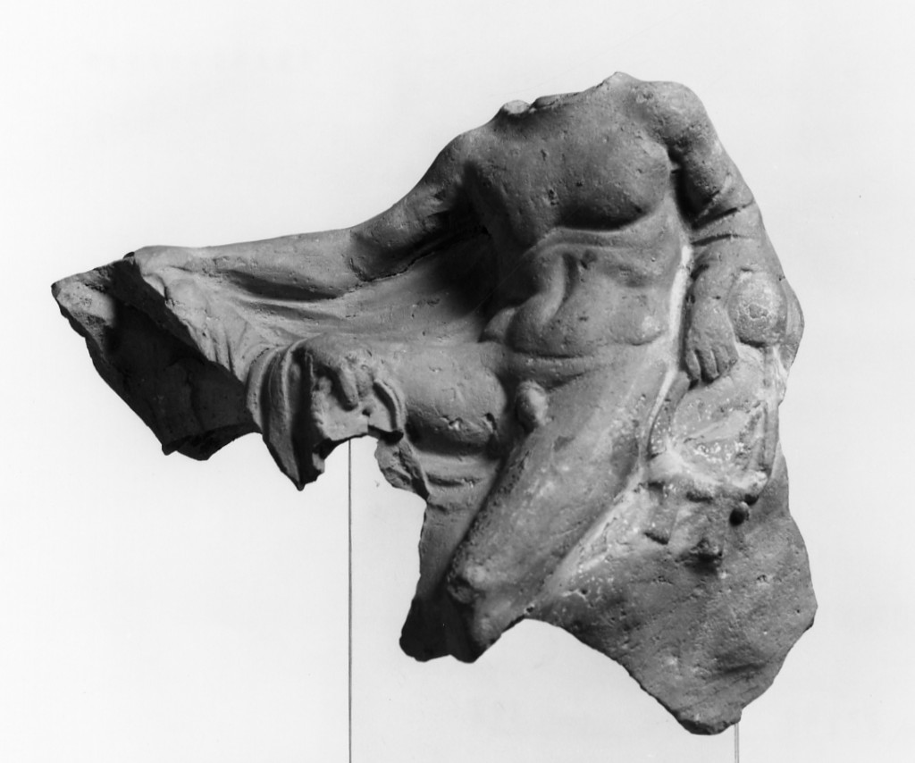 statuetta - officina tarantina (prima metà sec. IV a.C)