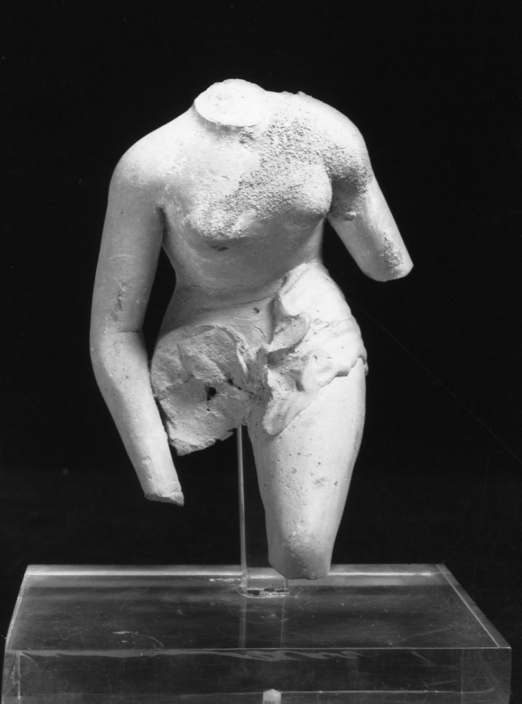 Afrodite (statuetta femminile) - officina tarantina (fine/ inizio secc. IV a.C.-III a.C)