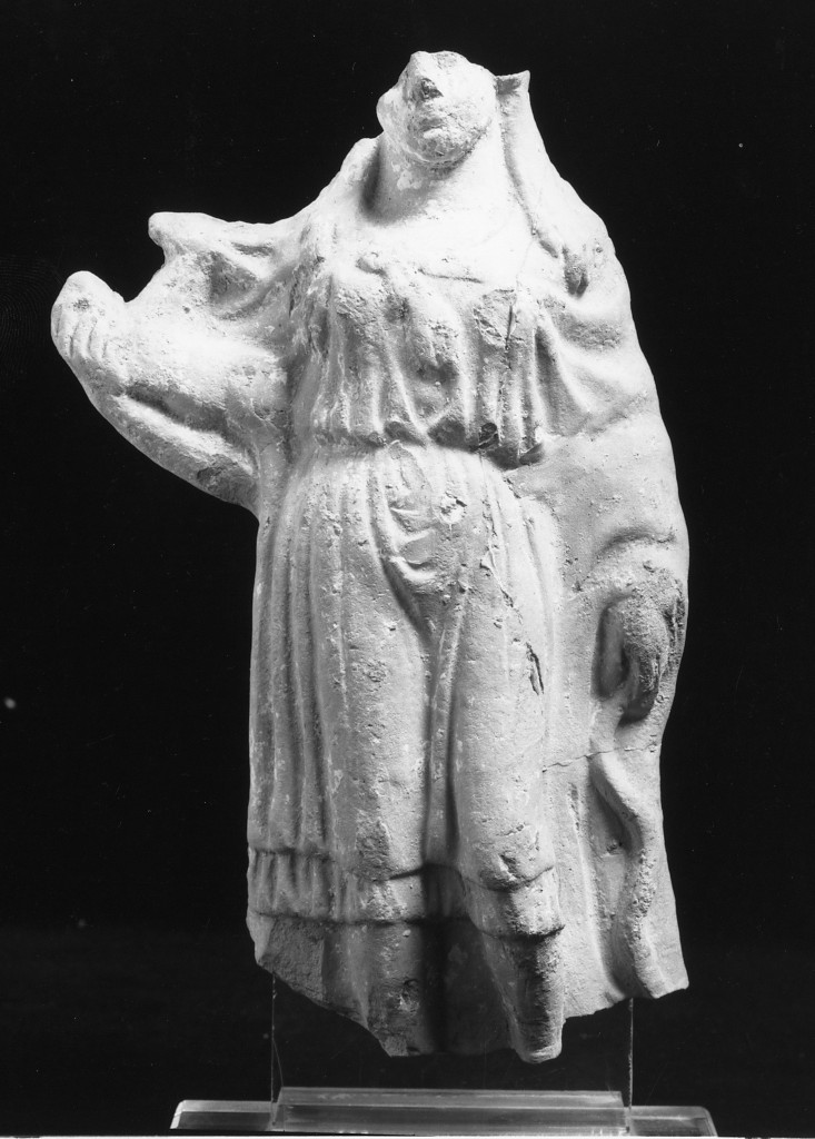 Artemis (terracotta figurata) - officina tarantina (metà sec. IV a.C)