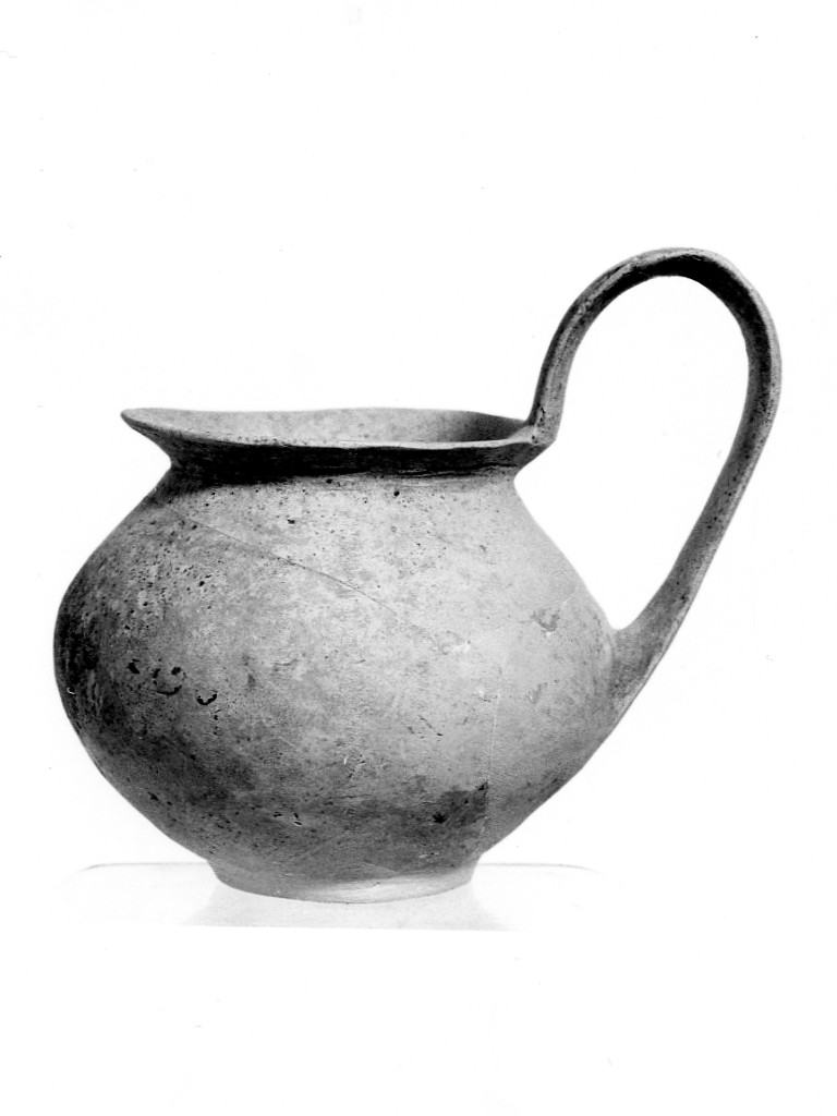 brocca - produzione locale (sec. IV a.C)