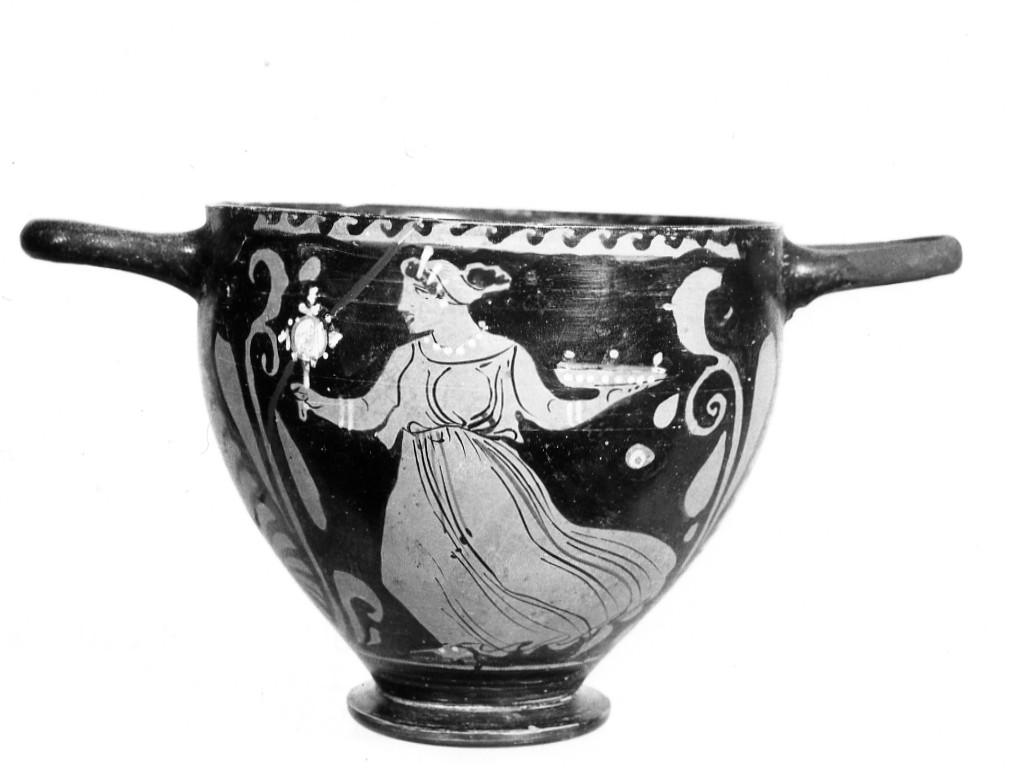 skyphos - produzione apula (?) (sec. IV a.C)