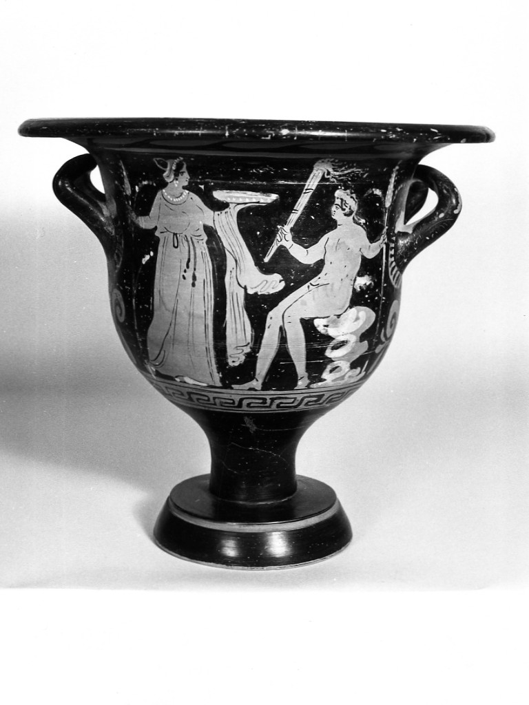 cratere a campana - produzione apula (sec. IV a.C)