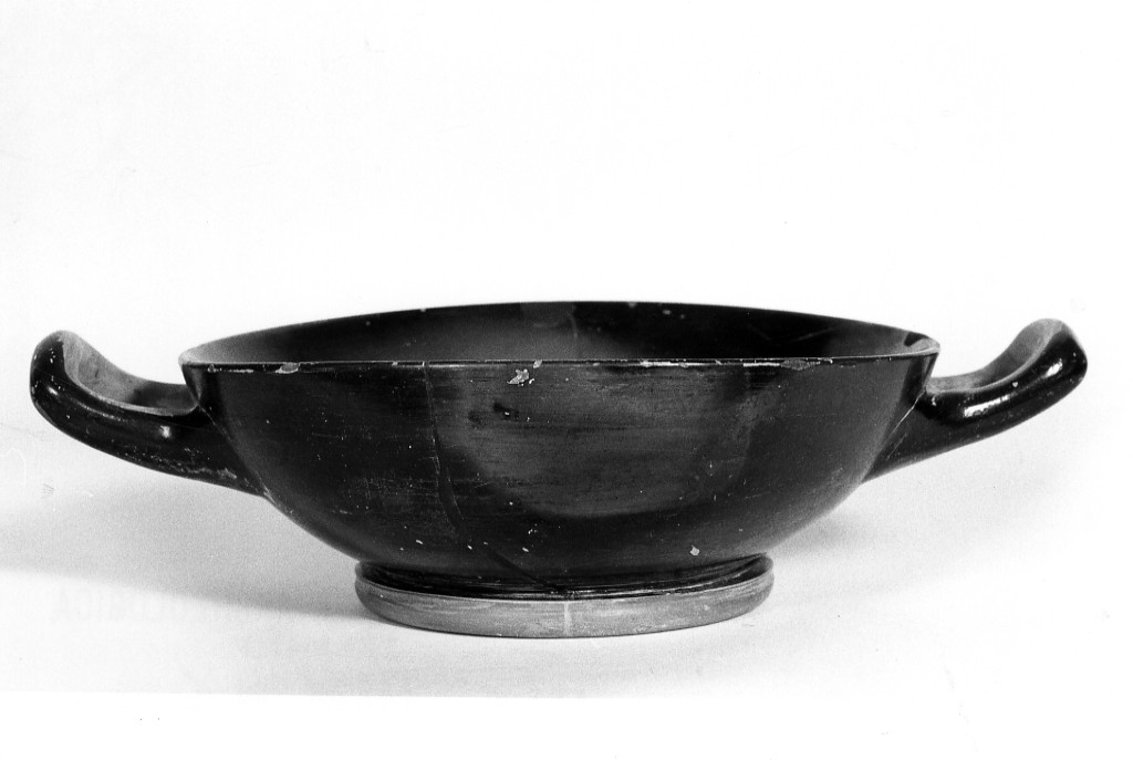 tazze - produzione locale (sec. IV a.C)