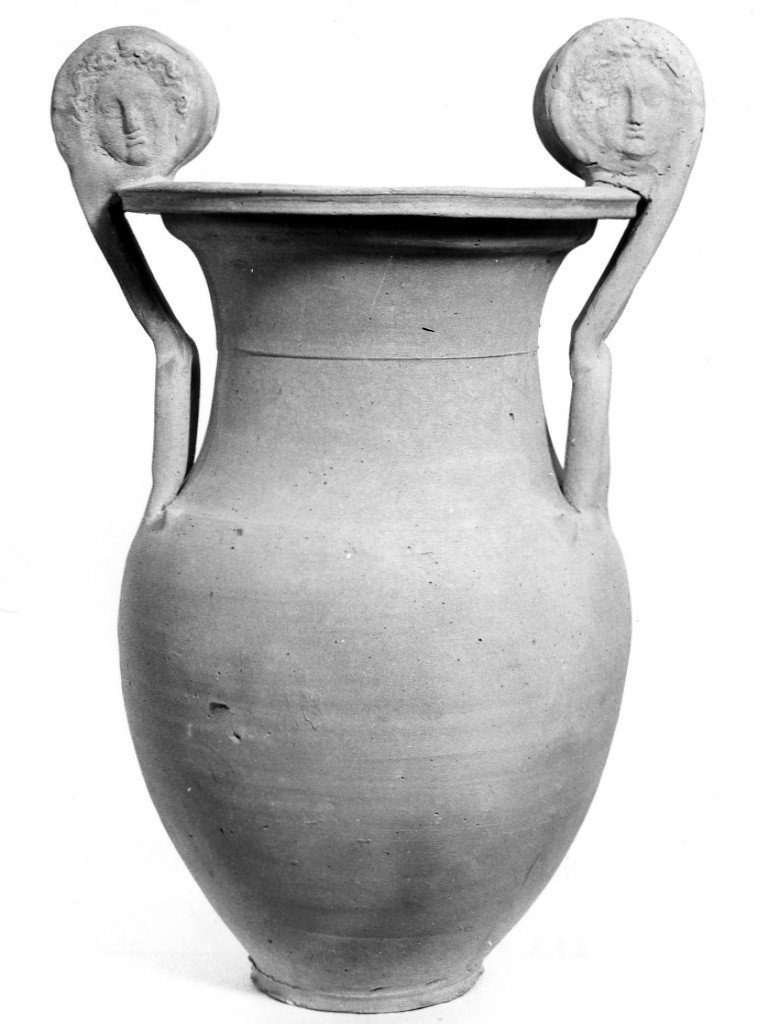 cratere a volute - produzione locale (sec. V a.C)