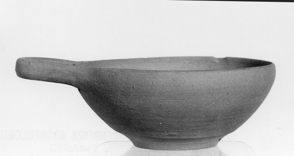 attingitoio - produzione locale (fine sec. IV a.C)