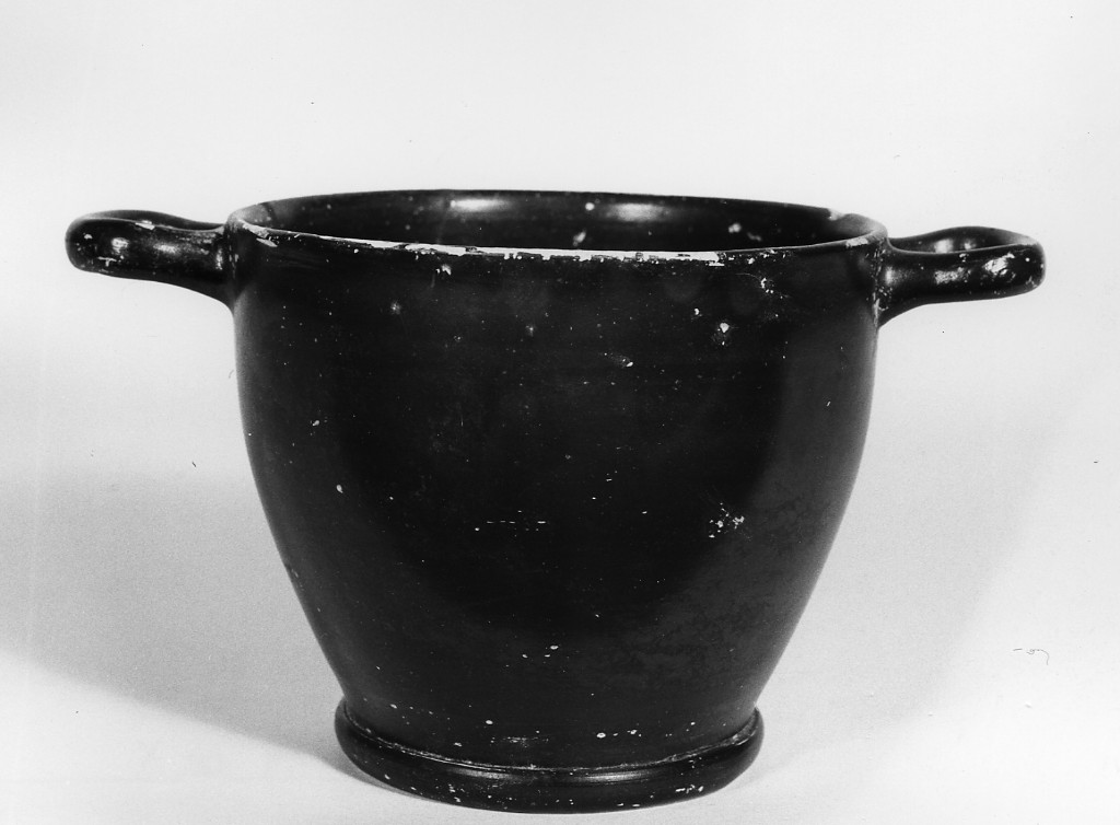 skyphos - produzione locale (sec. IV a.C)