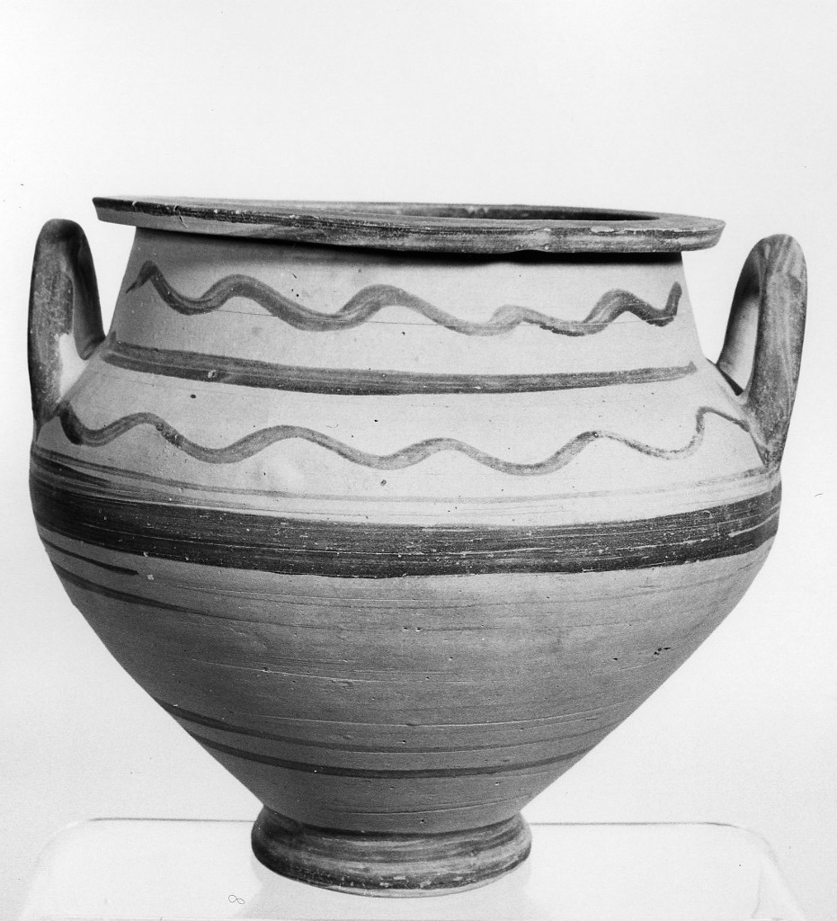 cratere - produzione indigena (secc. V/ IV a.C)