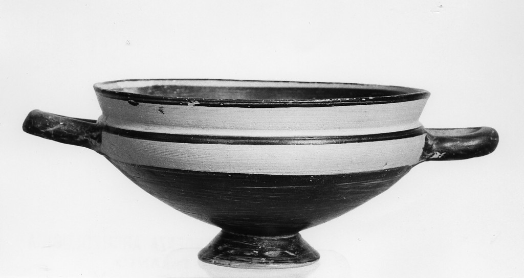 kylix - produzione locale (secc. VI/ V a.C)