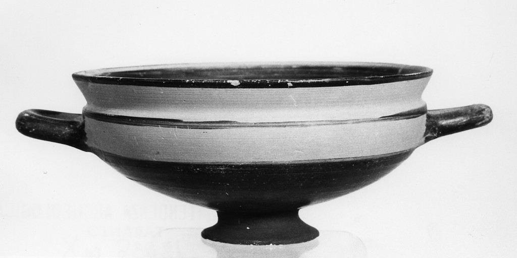 kylix - produzione locale (secc. VI/ V a.C)