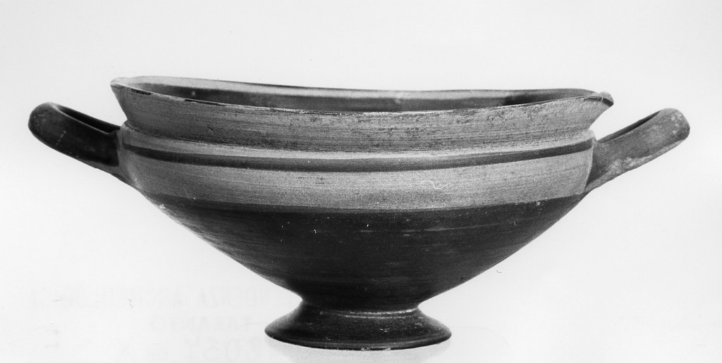 kylix - produzione locale (sec. VI a.C)