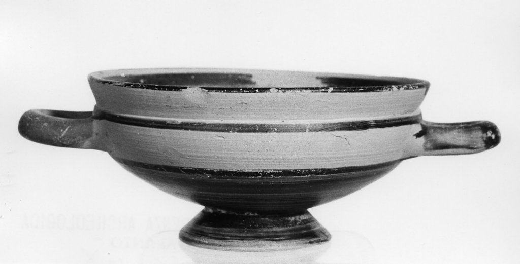 kylix - produzione locale (secc. VI/ V a.C)