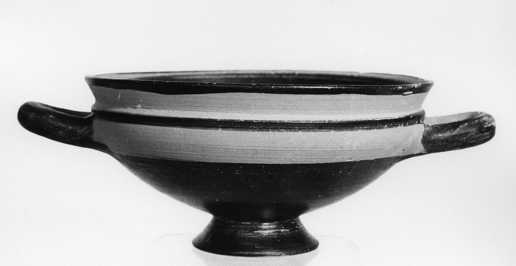 kylix - produzione locale (secc. VI/ V a.C)