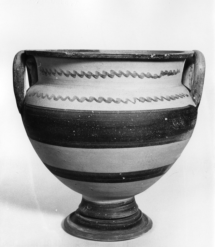 cratere - produzione locale (inizio sec. IV a.C)