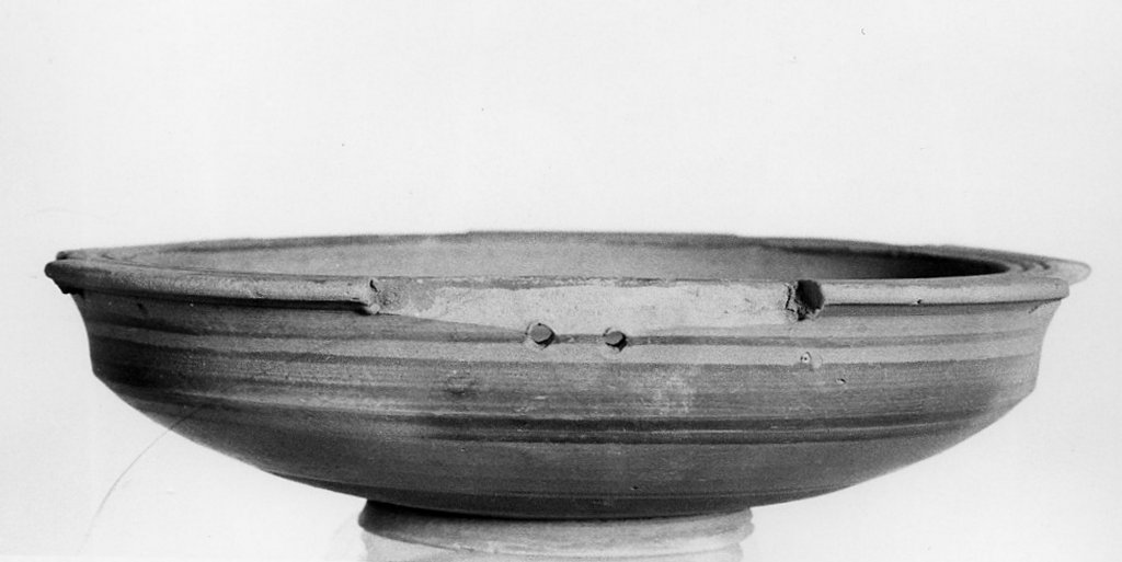 scodella - produzione locale (sec. IV a.C)