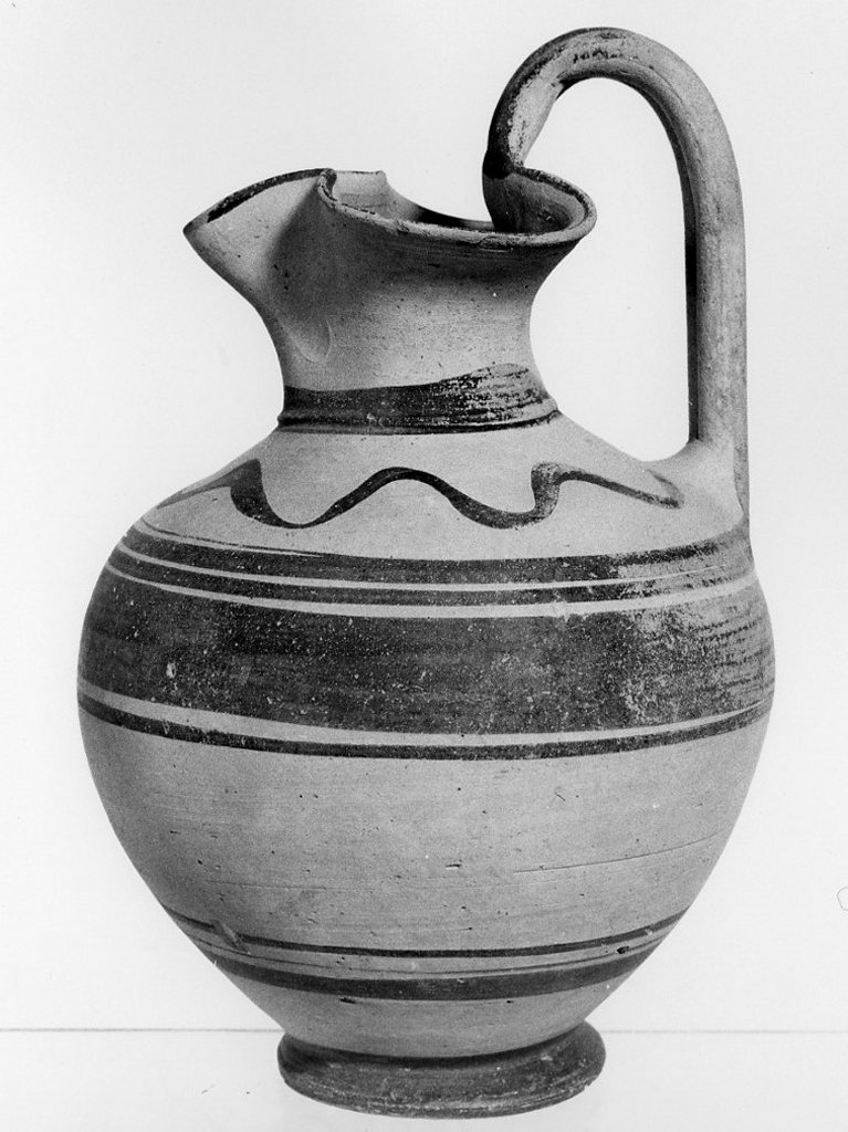 oinochoe a bocca trilobata - produzione locale (inizio sec. IV a.C)