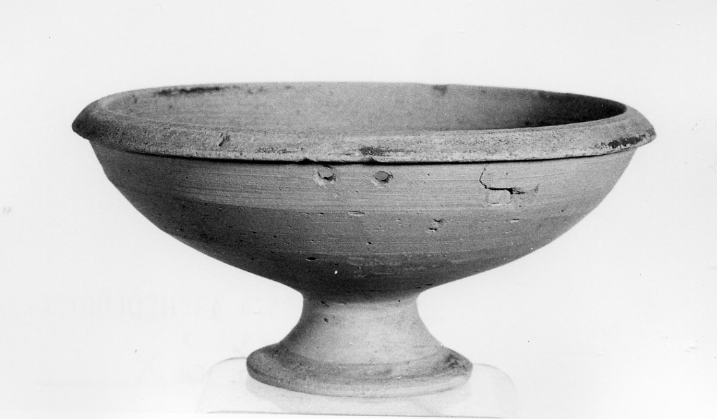 coppa - produzione locale (sec. IV a.C)