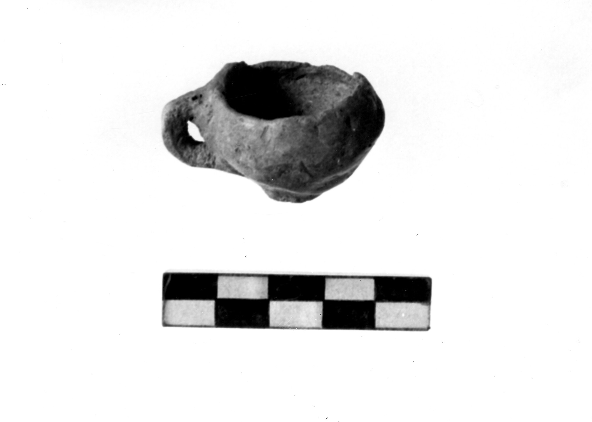 tazza miniaturistica - Cultura Iapygia Protogeometrica (Età del bronzo finale)