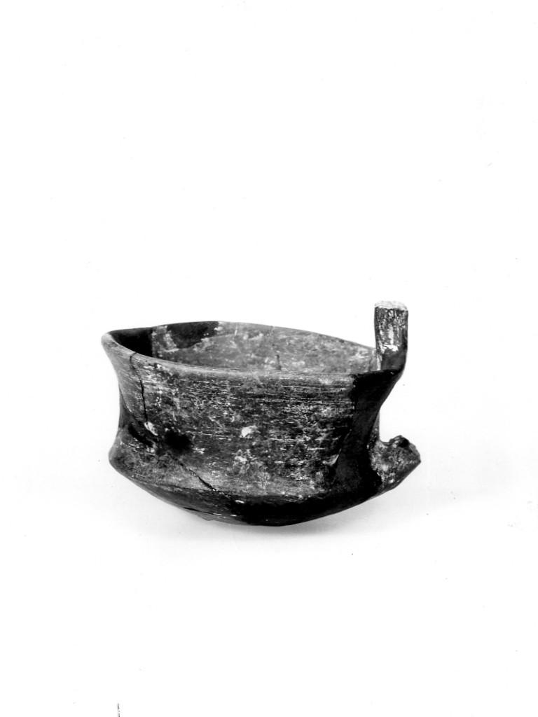 tazza - Subappenninico (Età del bronzo recente)