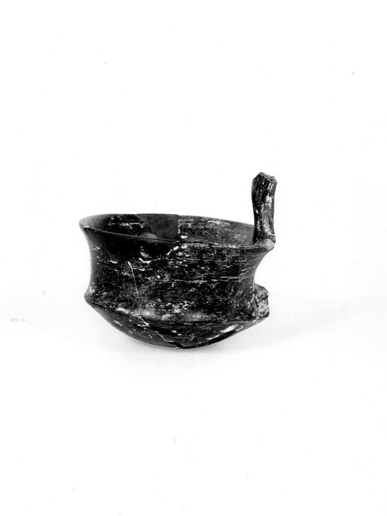 tazza - Subappenninico (Età del bronzo recente)