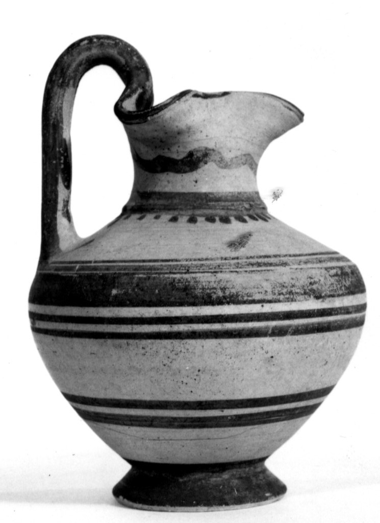 oinochoe - fabbrica indigena (prima metà sec. V a.C)