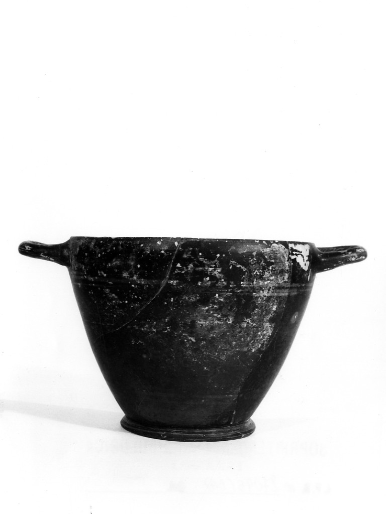 skyphos - fabbrica italiota (fine/ inizio secc. V-V a.C)