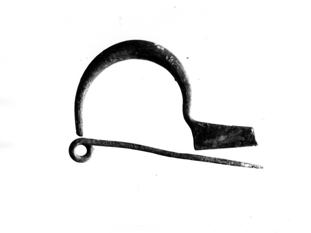 fibula - fabbrica apula (fine/ inizio secc. VI-V a.C)