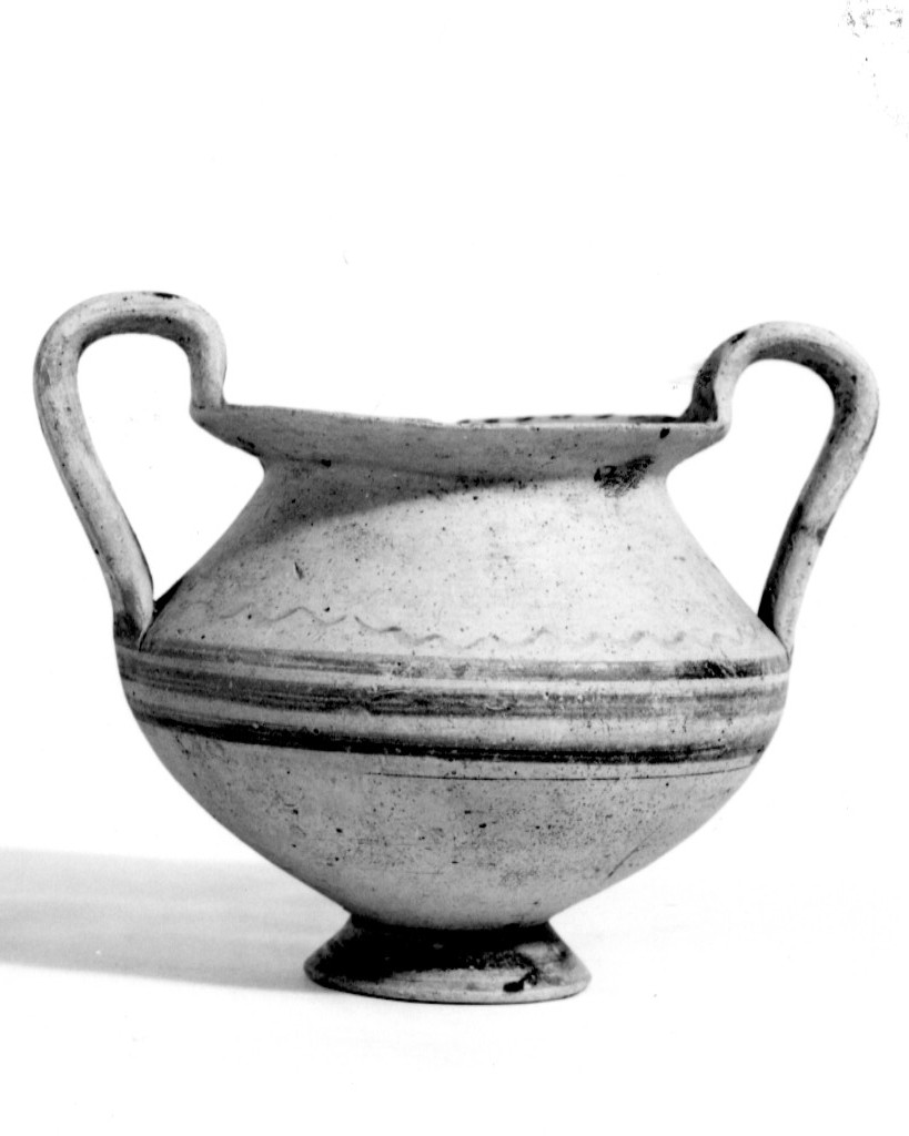 kantharos, De Juliis, classe C - fabbrica indigena (seconda metà sec. VI a.C)