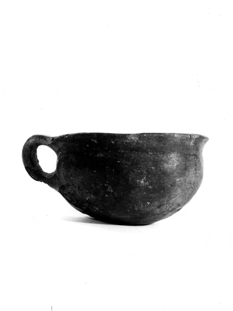 tazza - Protoappenninico (Eneolotico-età del Bronzo)
