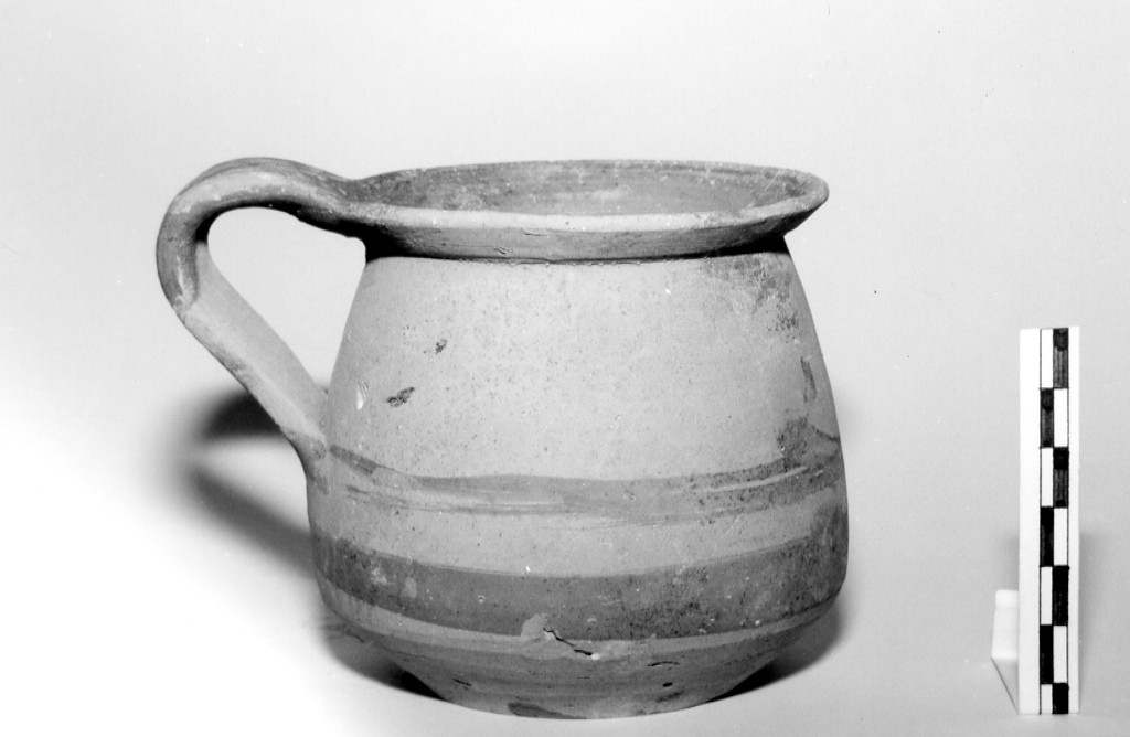 brocchetta, De Juliis, classe C - produzione indigena (prima metà sec. V a.C)