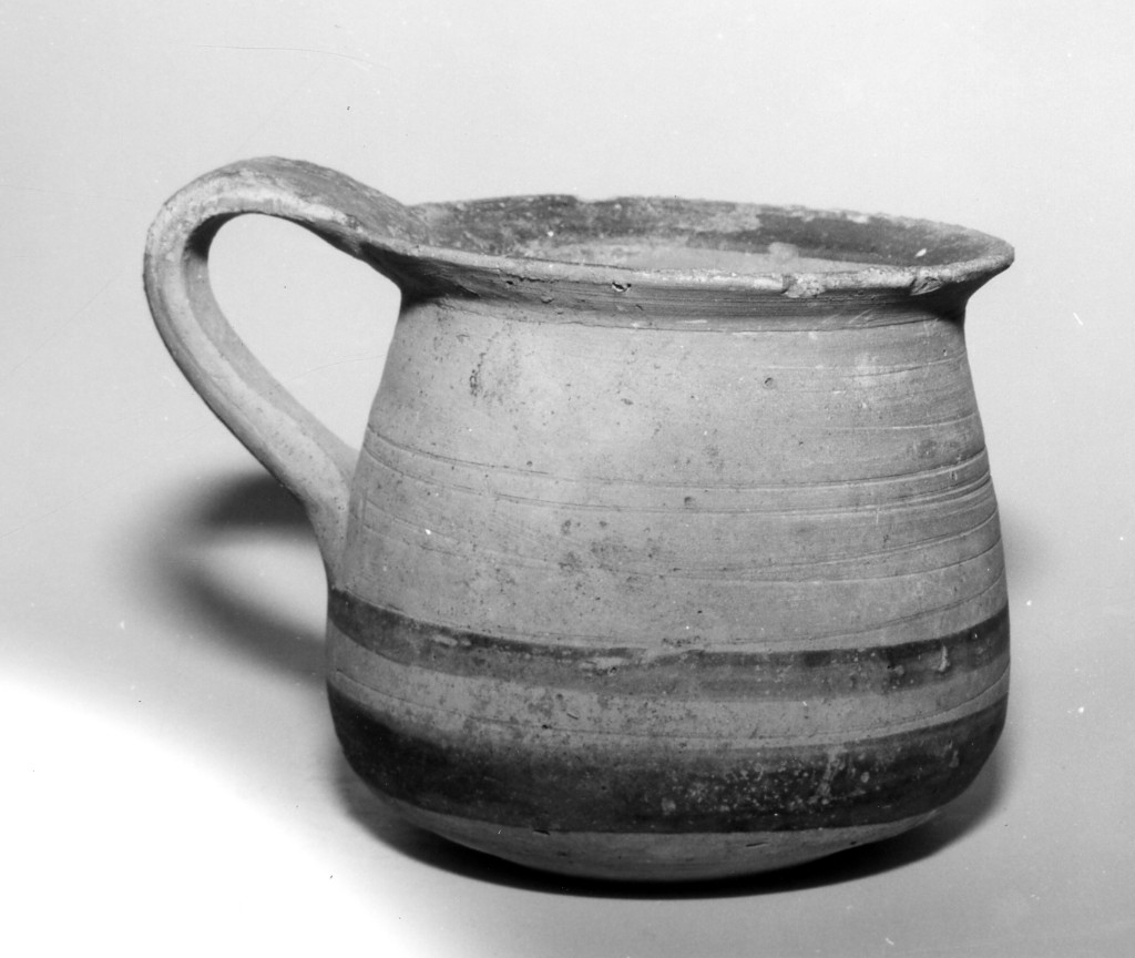 brocchetta, De Juliis, classe C - produzione indigena (prima metà sec. V a.C)