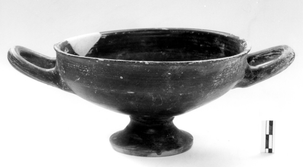 kylix, tipo VI cup - produzione indigena (prima metà sec. V a.C)