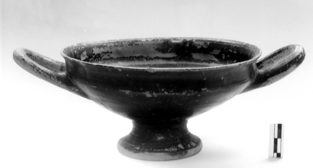 kylix, tipo VI cup - produzione indigena (prima metà sec. V a.C)