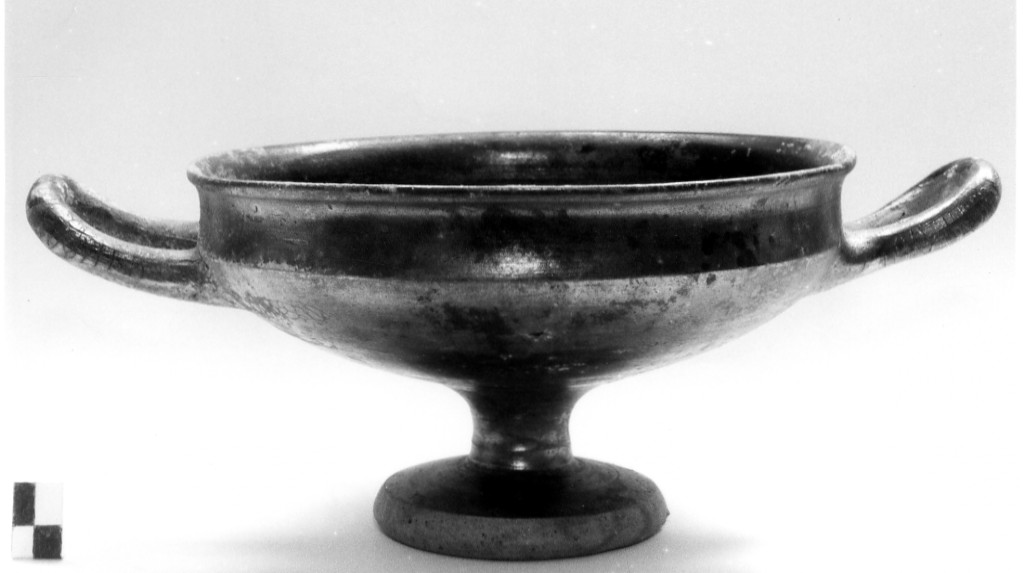 kylix, Bloesch, forma C - produzione indigena (prima metà sec. V a.C)