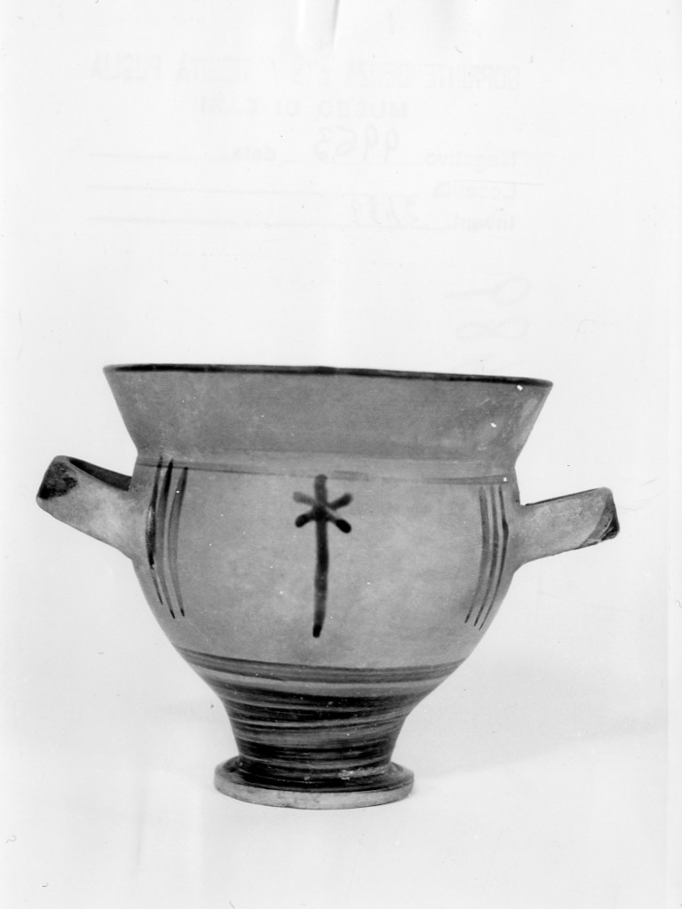 skyphos - fabbrica indigena (secc. V-IV a.C)