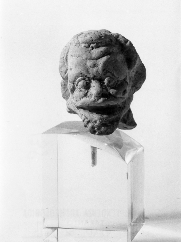 attore comico (testa maschile) - fabbrica italiota (Età ellenisitica)