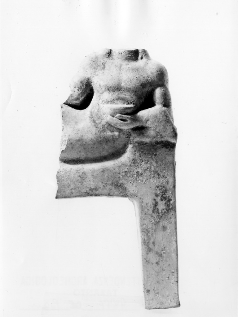 rilievo/ frammento - fabbrica italiota (sec. V a.C)