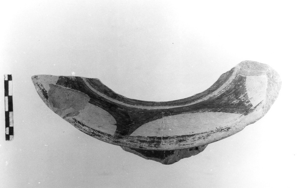 olla/ frammento - fabbrica iapigia (fine/ inizio secc. IX - VIII a.C)